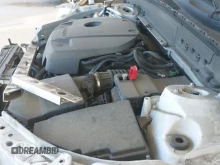 ✅ 2019 Volvo XC60 R-Design • VIN: LYVA22RM2KB225204 • Lot: 42809287. Listed on IAAI with 75,380 mi. Free auction sales archive from the USA and detailed vehicle history report at DreamBid. Image 20.