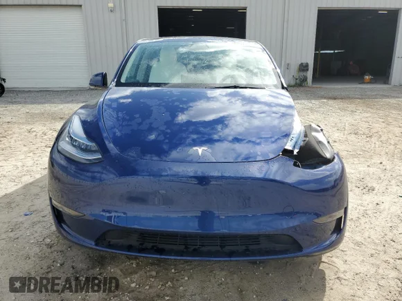 ✅ 2021 Tesla Model Y Long Range • VIN: 5YJYGDEE3MF250916 • Lot: 78297354. Listed on Copart with 20,406 mi. Free auction sales archive from the USA and detailed vehicle history report at DreamBid. Image 5.