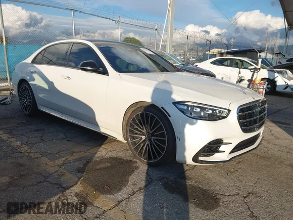 ✅ 2023 Mercedes-Benz S 580 • VIN: W1K6G7GB4PA208432 • Lot: 44048148. Wystawiony na IAAI z przebiegiem 34 601 mil. Bezpłatny archiwum sprzedaży aukcyjnych z USA i szczegółowy raport historii pojazdu na DreamBid. Zdjęcie 1.