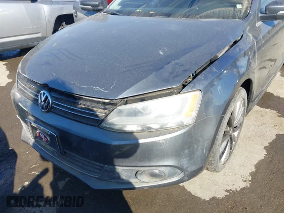 ✅ 2012 Volkswagen Jetta SEL • VIN: 3VWLP7AJ0CM361350 • Lot: 44623090. Listed on IAAI with 156,007 mi. Free auction sales archive from the USA and detailed vehicle history report at DreamBid. Image 6.