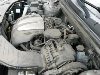 ✅ 2012 Kia Sorento SX • VIN: 5XYKWDA28CG281834 • Lot: 42596832. Listed on IAAI with 140,233 mi. Free auction sales archive from the USA and detailed vehicle history report at DreamBid. Image 19.