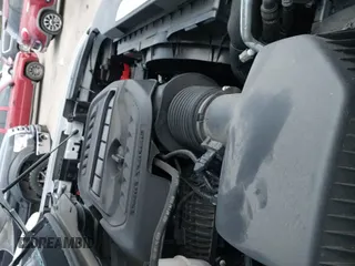 ✅ 2024 Jeep Wagoneer Series II • VIN: 1C4SJUBP2RS169557 • Lot: 43870390. Listed on IAAI with 48,480 mi. Free auction sales archive from the USA and detailed vehicle history report at DreamBid. Image 19.