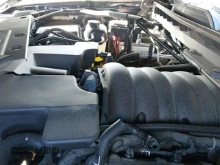 ✅ 2018 Chevrolet Silverado 1500 LTZ • VIN: 1GCVKSEC5JZ143845 • Lot: 42392639. Wystawiony na IAAI z przebiegiem 112 958 mil. Bezpłatny archiwum sprzedaży aukcyjnych z USA i szczegółowy raport historii pojazdu na DreamBid. Zdjęcie 19.