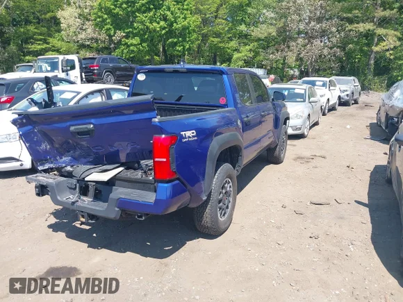✅ 2024 Toyota Tacoma SR5 • VIN: 3TYLB5JN3RT011801 • Lot: 45142431. Wystawiony na IAAI z przebiegiem 20 547 mil. Bezpłatny archiwum sprzedaży aukcyjnych z USA i szczegółowy raport historii pojazdu na DreamBid. Zdjęcie 4.
