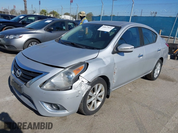 ✅ 2017 Nissan Versa SV • VIN: 3N1CN7AP6HL816554 • Lot: 44877892. Wystawiony na IAAI z przebiegiem 142 511 mil. Bezpłatny archiwum sprzedaży aukcyjnych z USA i szczegółowy raport historii pojazdu na DreamBid. Zdjęcie 2.