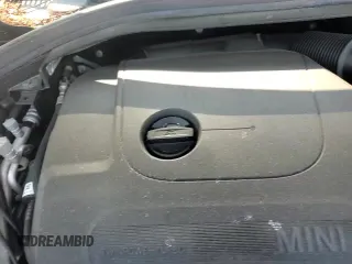 ✅ 2020 MINI Clubman Cooper S • VIN: WMWXJ1C00L2M25091 • Lot: 60264065. Wystawiony na Copart z przebiegiem 30 792 mil. Bezpłatny archiwum sprzedaży aukcyjnych z USA i szczegółowy raport historii pojazdu na DreamBid. Zdjęcie 15.