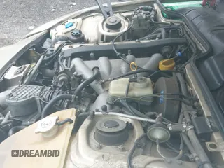 ✅ 1990 Porsche 944 • VIN: WP0CB2942LN481529 • Lot: 42600847. Wystawiony na IAAI z przebiegiem 124 329 mil. Bezpłatny archiwum sprzedaży aukcyjnych z USA i szczegółowy raport historii pojazdu na DreamBid. Zdjęcie 24.