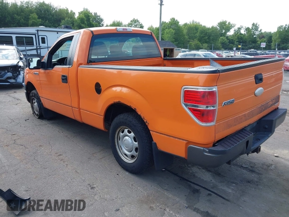 ✅ 2012 Ford F-150 XL • VIN: 1FTMF1CM9CKD16624 • Lot: 42513842. Wystawiony na IAAI z przebiegiem Nie podano. Bezpłatny archiwum sprzedaży aukcyjnych z USA i szczegółowy raport historii pojazdu na DreamBid. Zdjęcie 3.