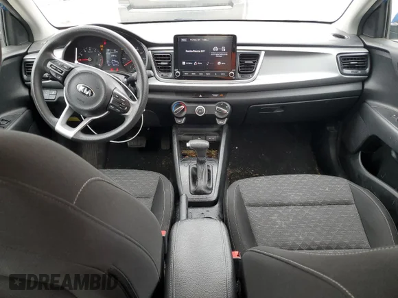 ✅ 2021 Kia Rio S • VIN: 3KPA25AD7ME381534 • Lot: 82231564. Wystawiony na Copart z przebiegiem 50 147 mil. Bezpłatny archiwum sprzedaży aukcyjnych z USA i szczegółowy raport historii pojazdu na DreamBid. Zdjęcie 8.