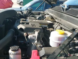 ✅ 2022 Ram 2500 Lone Star • VIN: 3C6UR5DL4NG197922 • Lot: 41714194. Wystawiony na IAAI z przebiegiem 13 857 mil. Bezpłatny archiwum sprzedaży aukcyjnych z USA i szczegółowy raport historii pojazdu na DreamBid. Zdjęcie 19.