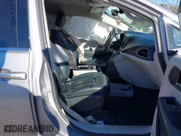 ✅ 2021 Chrysler Pacifica Touring L • VIN: 2C4RC1BG2MR574660 • Lot: 44049132. Wystawiony na IAAI z przebiegiem 109 400 mil. Bezpłatny archiwum sprzedaży aukcyjnych z USA i szczegółowy raport historii pojazdu na DreamBid. Zdjęcie 5.