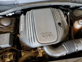 ✅ 2018 Chrysler 300 S • VIN: 2C3CCABT2JH304322 • Лот: 87491525. Опубликован ранее на Copart с пробегом 113 781 миль. Бесплатный доступ к архиву аукционных продаж из США и подробный отчёт об истории автомобиля на DreamBid. Изображение 15.