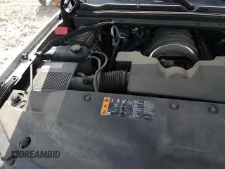 ✅ 2019 Chevrolet Tahoe LT • VIN: 1GNSKBKC3KR126848 • Lot: 87211165. Wystawiony na Copart z przebiegiem 136 016 mil. Bezpłatny archiwum sprzedaży aukcyjnych z USA i szczegółowy raport historii pojazdu na DreamBid. Zdjęcie 14.