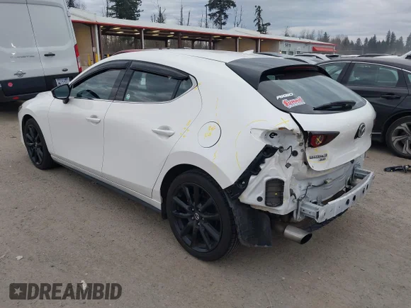 ✅ 2021 Mazda 3 2.5 Turbo • VIN: JM1BPBJY6M1335462 • Лот: 44227582. Опубліковано раніше на IAAI з пробігом 36 378 миль. Безкоштовний доступ до архіву аукціонних продажів зі США та докладний звіт про історію автомобіля на DreamBid. Зображення 3.