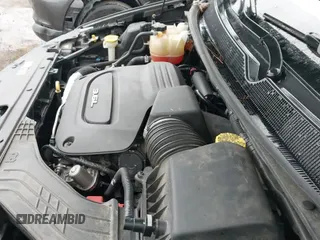 ✅ 2017 Chrysler Pacifica Limited • VIN: 2C4RC1GG3HR588744 • Lot: 43575512. Wystawiony na IAAI z przebiegiem 120 266 mil. Bezpłatny archiwum sprzedaży aukcyjnych z USA i szczegółowy raport historii pojazdu na DreamBid. Zdjęcie 19.