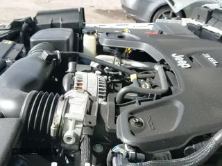 ✅ 2021 Jeep Gladiator Overland • VIN: 1C6HJTFG3ML584038 • Лот: 42634959. Опубликован ранее на IAAI с пробегом 21 843 миль. Бесплатный доступ к архиву аукционных продаж из США и подробный отчёт об истории автомобиля на DreamBid. Изображение 19.