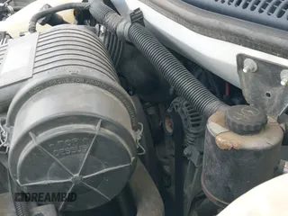 ✅ 2015 GMC Savana Cargo • VIN: 1GTW7FCF4F1906986 • Lot: 42433630. Wystawiony na IAAI z przebiegiem 124 182 mil. Bezpłatny archiwum sprzedaży aukcyjnych z USA i szczegółowy raport historii pojazdu na DreamBid. Zdjęcie 19.