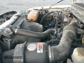 ✅ 2004 Ford F-250 XL • VIN: 1FTNW21L34EB37371 • Lot: 43564664. Wystawiony na IAAI z przebiegiem 242 416 mil. Bezpłatny archiwum sprzedaży aukcyjnych z USA i szczegółowy raport historii pojazdu na DreamBid. Zdjęcie 18.