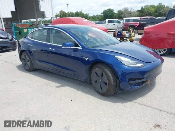 ✅ 2018 Tesla Model 3 Long Range Battery • VIN: 5YJ3E1EA9JF007375 • Lot: 44981865. Wystawiony na IAAI z przebiegiem 89 276 mil. Bezpłatny archiwum sprzedaży aukcyjnych z USA i szczegółowy raport historii pojazdu na DreamBid. Zdjęcie 1.