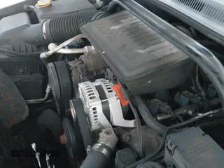 ✅ 2006 Jeep Commander • VIN: 1J8HG48K96C362677 • Лот: 43570666. Опубликован ранее на IAAI с пробегом 311 952 миль. Бесплатный доступ к архиву аукционных продаж из США и подробный отчёт об истории автомобиля на DreamBid. Изображение 19.