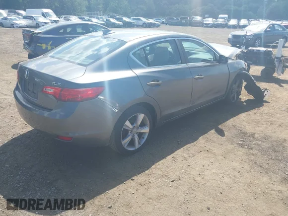 ✅ 2013 Acura ILX Premium • VIN: 19VDE1F52DE013527 • Лот: 43122417. Опубликован ранее на IAAI с пробегом 133 000 миль. Бесплатный доступ к архиву аукционных продаж из США и подробный отчёт об истории автомобиля на DreamBid. Изображение 4.
