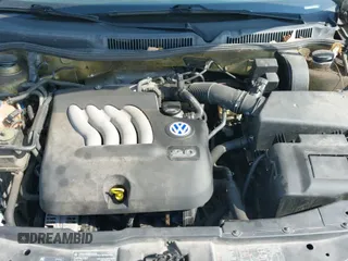 ✅ 2001 Volkswagen Golf • VIN: 9BWGS61J314046277 • Lot: 42206861. Listed on IAAI with 107,504 mi. Free auction sales archive from the USA and detailed vehicle history report at DreamBid. Image 19.