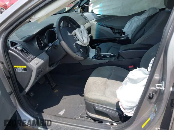 ✅ 2013 Hyundai Sonata Limited • VIN: KMHEC4A44DA078282 • Lot: 44988631. Wystawiony na IAAI z przebiegiem 191 000 mil. Bezpłatny archiwum sprzedaży aukcyjnych z USA i szczegółowy raport historii pojazdu na DreamBid. Zdjęcie 5.
