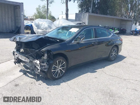 ✅ 2024 Lexus ES 300h • VIN: 58ADA1C11RU037870 • Лот: 42797186. Опубліковано раніше на IAAI з пробігом 34 967 миль. Безкоштовний доступ до архіву аукціонних продажів зі США та докладний звіт про історію автомобіля на DreamBid. Зображення 2.