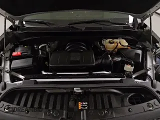 ✅ 2022 Chevrolet Silverado 1500 LT • VIN: 1GCPWCEDXNZ213356 • Lot: 94100655. Wystawiony na Copart z przebiegiem 84 506 mil. Bezpłatny archiwum sprzedaży aukcyjnych z USA i szczegółowy raport historii pojazdu na DreamBid. Zdjęcie 14.