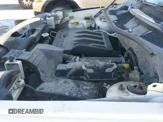 ✅ 2007 Jeep Patriot Sport • VIN: 1J8FF28W57D368263 • Lot: 43520591. Listed on IAAI with 203,916 mi. Free auction sales archive from the USA and detailed vehicle history report at DreamBid. Image 12.