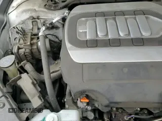 ✅ 2018 Acura RLX Technology • VIN: JH4KC1F54JC000476 • Lot: 82465295. Wystawiony na Copart z przebiegiem 70 073 mil. Bezpłatny archiwum sprzedaży aukcyjnych z USA i szczegółowy raport historii pojazdu na DreamBid. Zdjęcie 15.