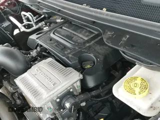 ✅ 2022 Jeep Wagoneer Series III • VIN: 1C4SJVDT1NS227765 • Лот: 42198203. Опубликован ранее на IAAI с пробегом 71 010 миль. Бесплатный доступ к архиву аукционных продаж из США и подробный отчёт об истории автомобиля на DreamBid. Изображение 19.