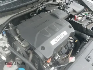 ✅ 2011 Honda Crosstour EX • VIN: 5J6TF1H30BL004190 • Lot: 41565877. Wystawiony na IAAI z przebiegiem 102 597 mil. Bezpłatny archiwum sprzedaży aukcyjnych z USA i szczegółowy raport historii pojazdu na DreamBid. Zdjęcie 19.