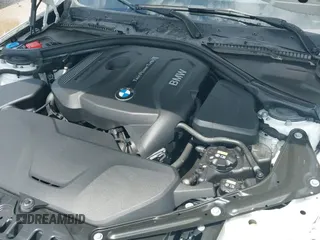 ✅ 2019 BMW 4 Series 430i • VIN: WBA4Z1C5XKEE51382 • Lot: 42630002. Wystawiony na IAAI z przebiegiem 120 067 mil. Bezpłatny archiwum sprzedaży aukcyjnych z USA i szczegółowy raport historii pojazdu na DreamBid. Zdjęcie 18.