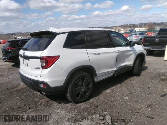 ✅ 2019 Honda Passport Sport • VIN: 5FNYF8H27KB023866 • Lot: 39015737. Wystawiony na IAAI z przebiegiem 40 634 mil. Bezpłatny archiwum sprzedaży aukcyjnych z USA i szczegółowy raport historii pojazdu na DreamBid. Zdjęcie 4.