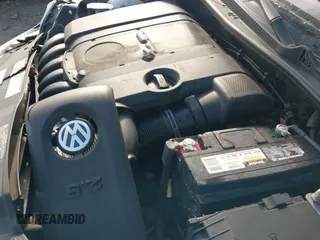 ✅ 2011 Volkswagen Golf • VIN: WVWDA7AJ7BW240211 • Лот: 41807381. Опубликован ранее на IAAI с пробегом 220 246 миль. Бесплатный доступ к архиву аукционных продаж из США и подробный отчёт об истории автомобиля на DreamBid. Изображение 19.