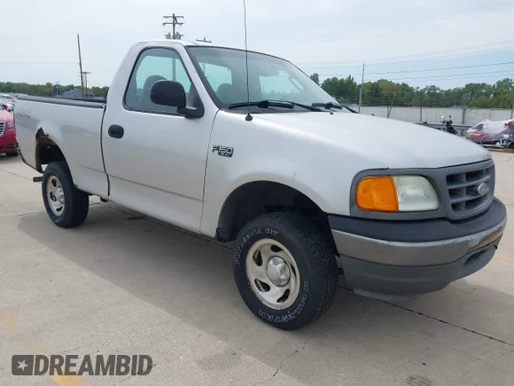 ✅ 2004 Ford F-150 XL • VIN: 2FTRF18234CA43439 • Lot: 43258046. Listed on IAAI with 184,863 mi. Free auction sales archive from the USA and detailed vehicle history report at DreamBid. Image 1.