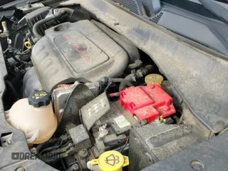 ✅ 2019 Jeep Compass Latitude • VIN: 3C4NJDBB4KT593344 • Lot: 42591052. Wystawiony na IAAI z przebiegiem 120 251 mil. Bezpłatny archiwum sprzedaży aukcyjnych z USA i szczegółowy raport historii pojazdu na DreamBid. Zdjęcie 20.