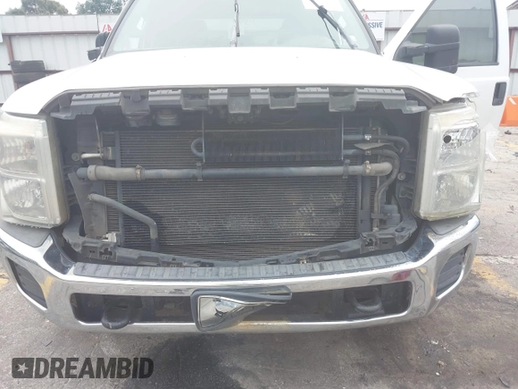 ✅ 2011 Ford F-250 XL • VIN: 1FT7W2AT8BEC24771 • Lot: 42310097. Wystawiony na IAAI z przebiegiem 235 820 mil. Bezpłatny archiwum sprzedaży aukcyjnych z USA i szczegółowy raport historii pojazdu na DreamBid. Zdjęcie 6.