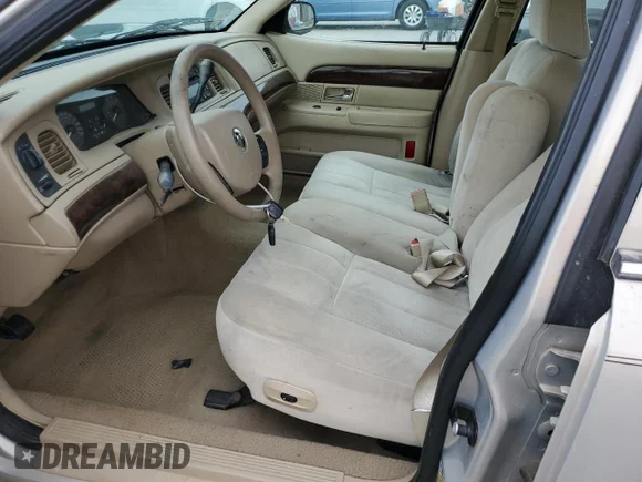 ✅ 2008 Mercury Grand Marquis GS • VIN: 2MEFM74V88X636514 • Lot: 56938355. Wystawiony na Copart z przebiegiem 126 086 mil. Bezpłatny archiwum sprzedaży aukcyjnych z USA i szczegółowy raport historii pojazdu na DreamBid. Zdjęcie 7.