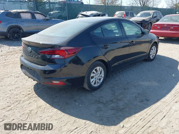 ✅ 2019 Hyundai Elantra SE • VIN: 5NPD74LF6KH438905 • Lot: 44856698. Wystawiony na IAAI z przebiegiem 105 491 mil. Bezpłatny archiwum sprzedaży aukcyjnych z USA i szczegółowy raport historii pojazdu na DreamBid. Zdjęcie 4.
