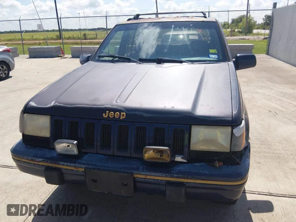 ✅ 1993 Jeep Grand Cherokee Limited • VIN: 1J4GZ78S4PC502371 • Лот: 45571894. Опубликован ранее на IAAI с пробегом 180 830 миль. Бесплатный доступ к архиву аукционных продаж из США и подробный отчёт об истории автомобиля на DreamBid. Изображение 6.