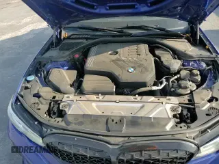 ✅ 2019 BMW 3 Series 330i • VIN: WBA5R1C5XKAK10365 • Lot: 91661645. Listed on Copart with 100,202 mi. Free auction sales archive from the USA and detailed vehicle history report at DreamBid. Image 13.