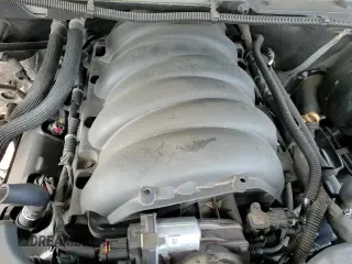 ✅ 2018 Chevrolet Silverado 1500 LT • VIN: 3GCPCREC2JG489950 • Lot: 93673635. Listed on Copart with 91,296 mi. Free auction sales archive from the USA and detailed vehicle history report at DreamBid. Image 14.