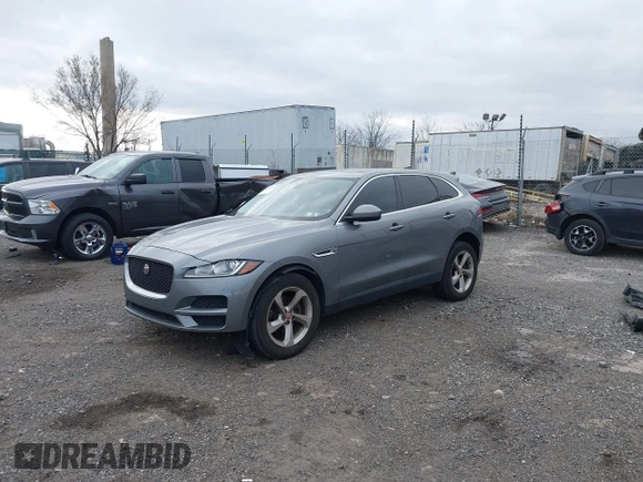 ✅ 2020 Jaguar F-Pace 25t Premium • VIN: SADCJ2FX2LA636321 • Lot: 43905105. Wystawiony na IAAI z przebiegiem 105 267 mil. Bezpłatny archiwum sprzedaży aukcyjnych z USA i szczegółowy raport historii pojazdu na DreamBid. Zdjęcie 2.