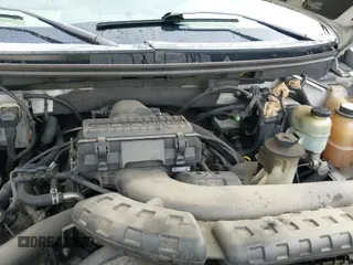 ✅ 2005 Ford F-150 XLT • VIN: 1FTPW14515KC38332 • Lot: 43743007. Listed on IAAI with 215,091 mi. Free auction sales archive from the USA and detailed vehicle history report at DreamBid. Image 16.