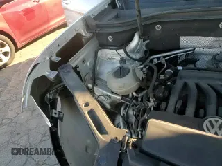 ✅ 2018 Volkswagen Atlas SEL Premium • VIN: 1V2NR2CAXJC513668 • Lot: 84366355. Listed on Copart with 147,983 mi. Free auction sales archive from the USA and detailed vehicle history report at DreamBid. Image 15.