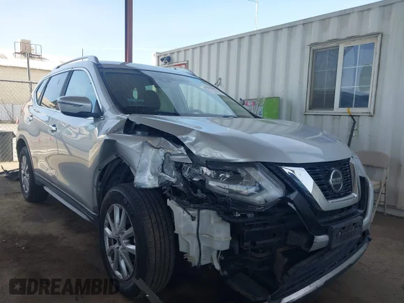 ✅ 2019 Nissan Rogue SV • VIN: KNMAT2MV7KP509199 • Lot: 45294201. Wystawiony na IAAI z przebiegiem 124 438 mil. Bezpłatny archiwum sprzedaży aukcyjnych z USA i szczegółowy raport historii pojazdu na DreamBid. Zdjęcie 1.