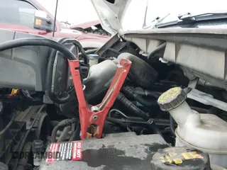 ✅ 2019 Ford Transit • VIN: 1FTYR1ZM4KKA54929 • Lot: 42174673. Listed on IAAI with 173,677 mi. Free auction sales archive from the USA and detailed vehicle history report at DreamBid. Image 19.