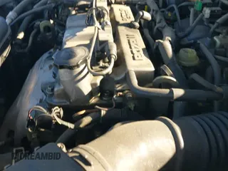 ✅ 2001 Mazda Protege LX • VIN: JM1BJ226910401437 • Lot: 43548017. Wystawiony na IAAI z przebiegiem 236 866 mil. Bezpłatny archiwum sprzedaży aukcyjnych z USA i szczegółowy raport historii pojazdu na DreamBid. Zdjęcie 12.